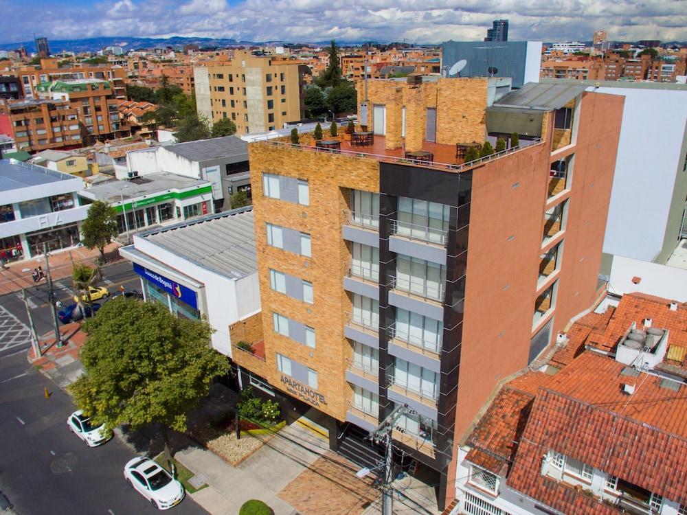 122 Plaza Apartahotel Bogotá Extérieur photo